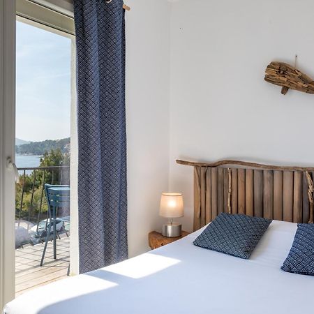 Hotel Almanarre Plage - Hotel Eco-Responsable Face A La Mer Hyeres Ngoại thất bức ảnh